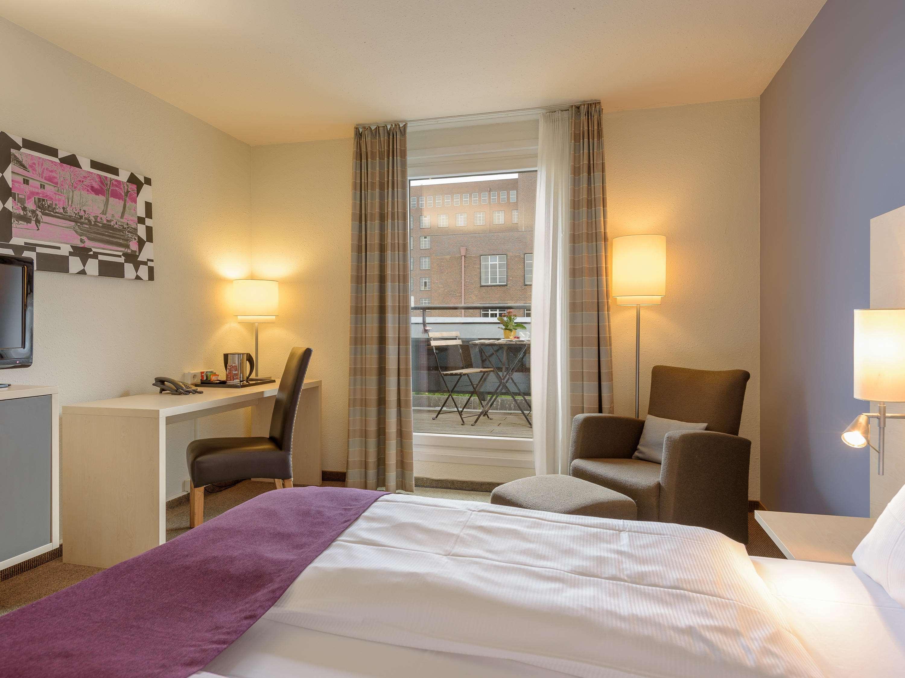 Mercure West