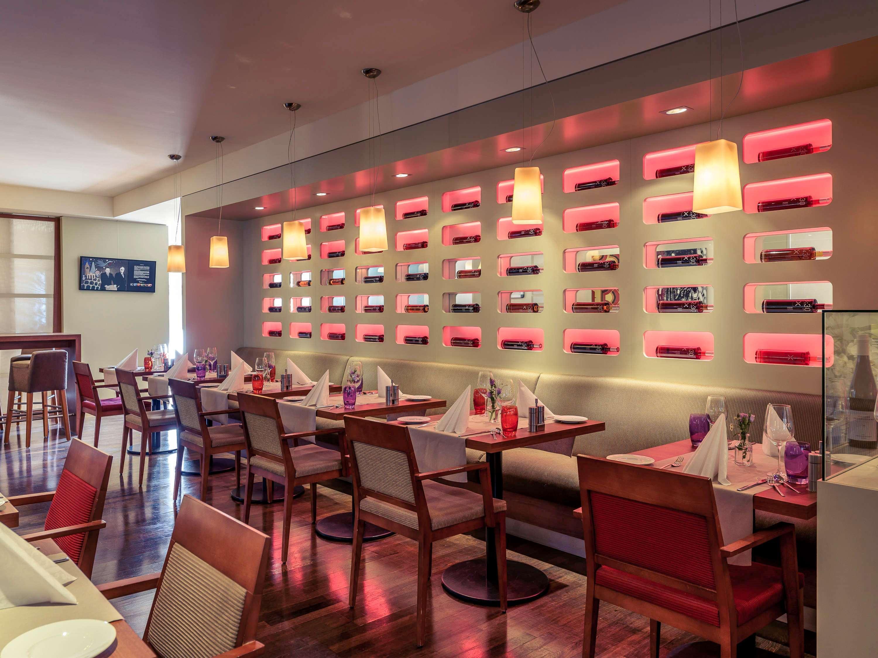 Mercure West Hotel 4*