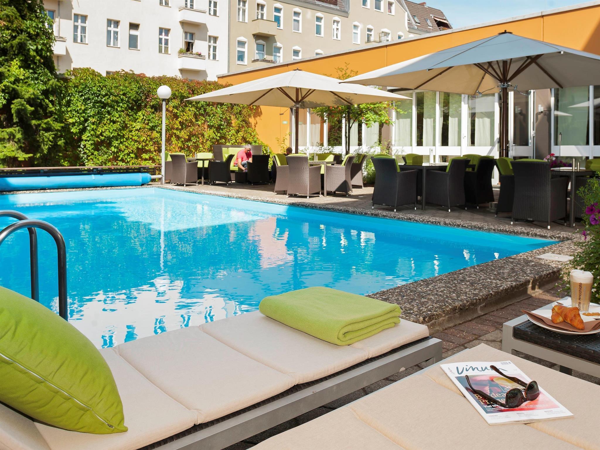 Mercure West 4*