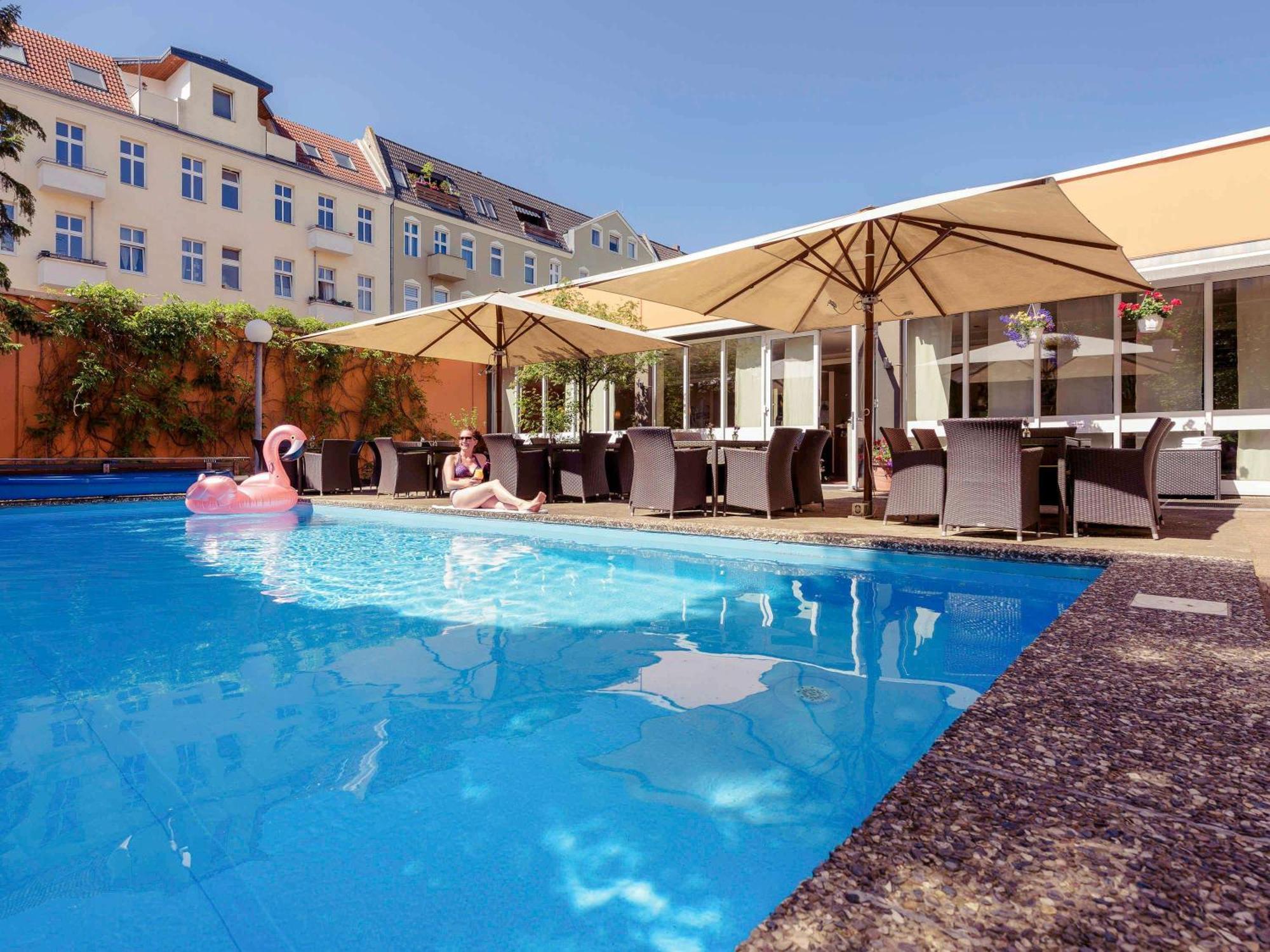 Mercure West