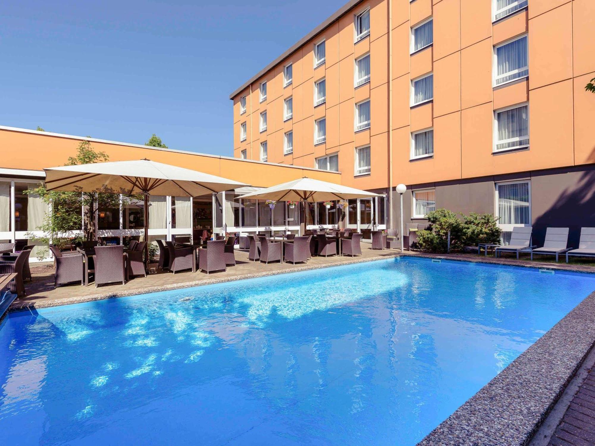 Hotel Mercure West 4*