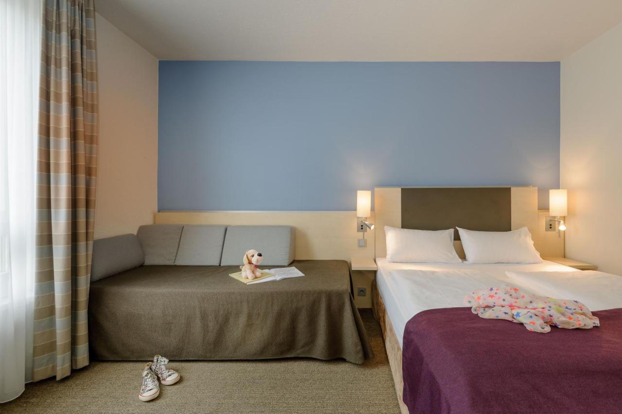Mercure West