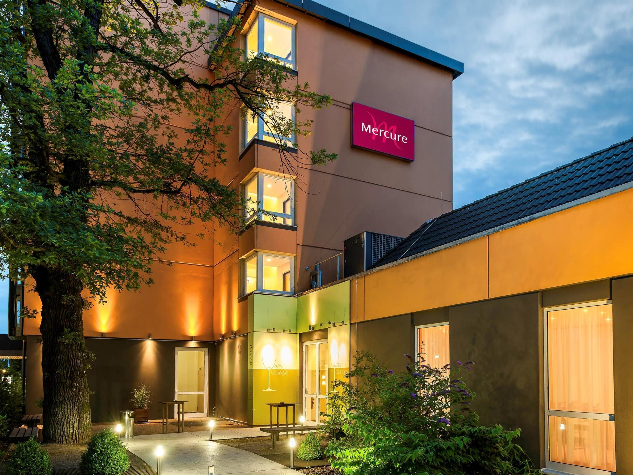 Mercure West 4*